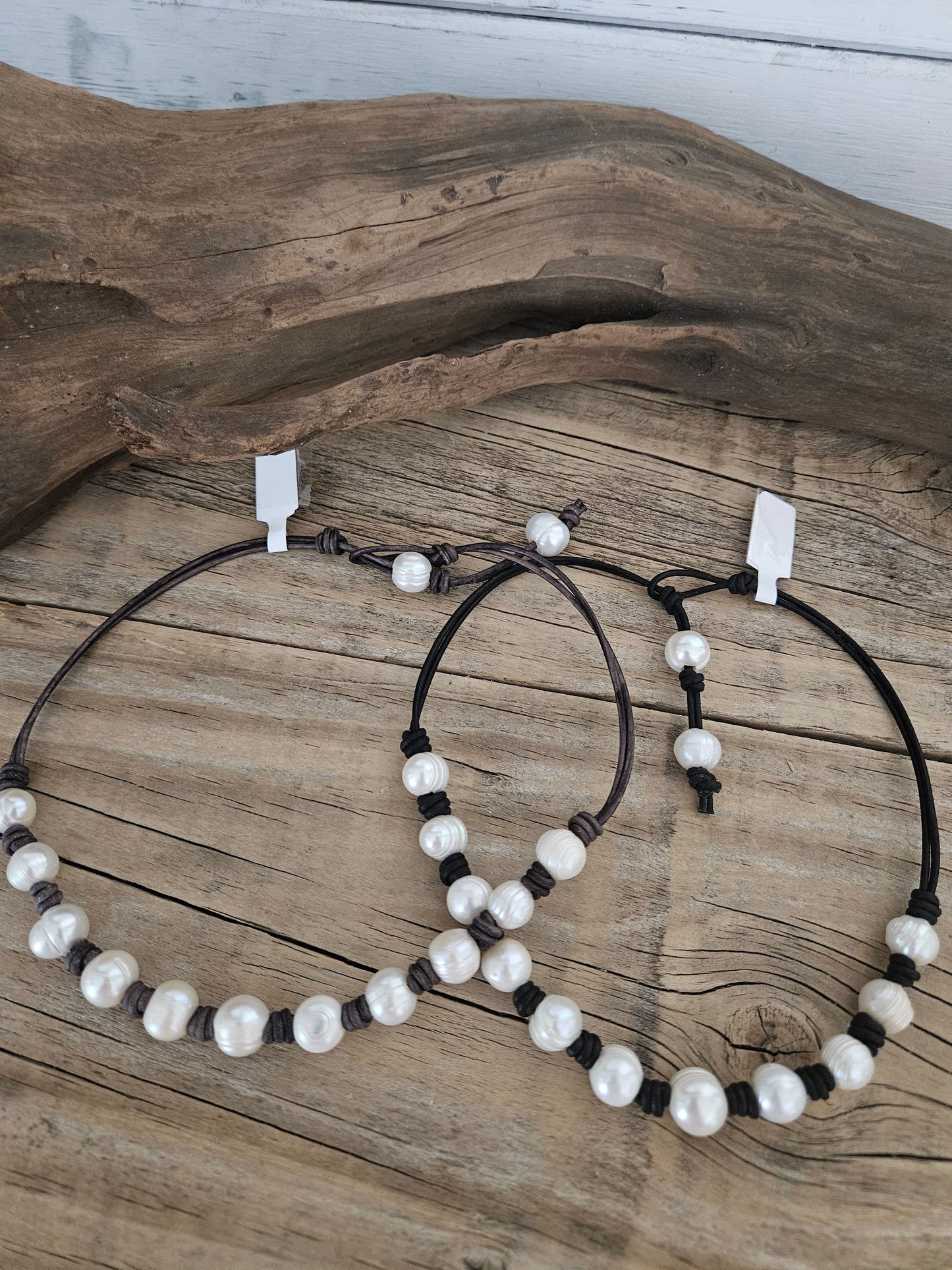 Bohemian Beach Leather Choker Necklace: Freshwater Pearl, Handmade